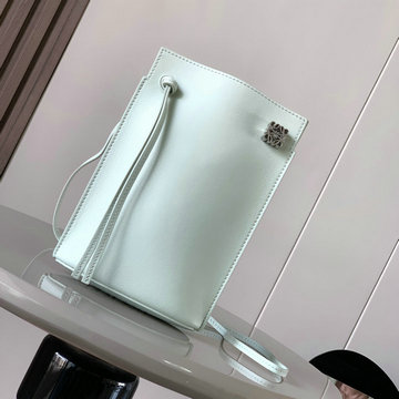 商品名称：ロエベ LOEWE 025-LE6301QL 2023最新入荷 ダイスポケット 斜め掛け ショルダーバッグ クロスボディバッグバッグ