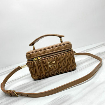 商品名称：ミュウミュウ MIUMIU 025-MM5BH226XS 2023最新入荷 ヴァニティーケース トートバッグ 斜め掛け ショルダーバッグ 化粧かばん クロスボディバッグ