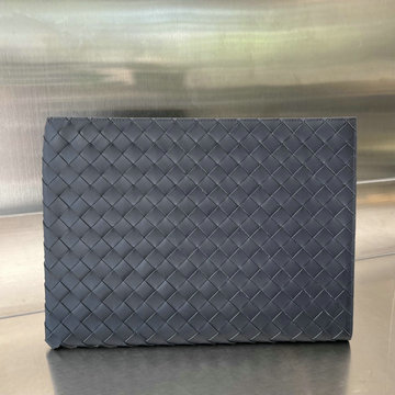 商品名称：ボッテガヴェネタ BOTTEGAVENETA  aj-BOV607479PKZ 2023年最新入荷 イントレチャート ハーフファスナーポーチ 手持ちかばん メンズかばん ビジネスバッグ