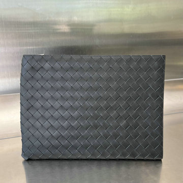 商品名称：ボッテガヴェネタ BOTTEGAVENETA aj-BOV607479QBK  2023年最新入荷 イントレチャート ハーフファスナーポーチ 手持ちかばん メンズかばん ビジネスバッグ