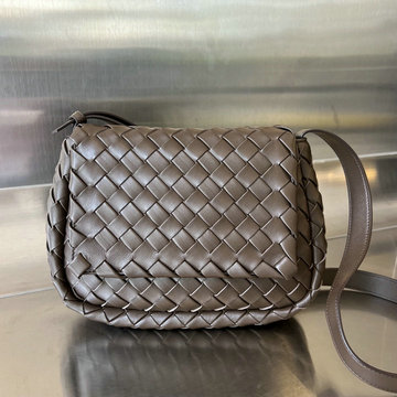 ボッテガヴェネタ BOTTEGAVENETA aj-BOV755659SK  2023年最新入荷 スモール コブル メッセンジャーバッグ 斜め掛け ショルダーバッグ クロスボディバッグ