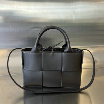 ボッテガヴェネタ BOTTEGAVENETA aj-BOV729029PSK  2023年最新入荷 ミニ アルコ トートバッグ トップハンドルバッグ ハンドバッグ ショルダーバッグ