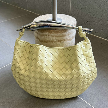 ボッテガヴェネタ BOTTEGAVENETA aj-BOV716082QY  2023年最新入荷 サーディン トップハンドルバッグ トートバッグ キャリーハンドバッグ