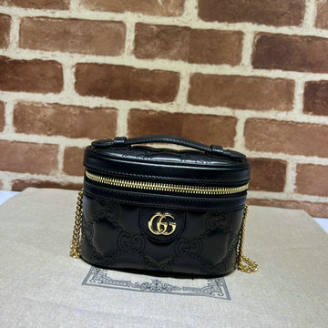 商品名称：グッチ GUCCI 057-GG723770PBK  2023年最新入荷 GGマトラッセ ミニ トップハンドルバッグ 化粧かばん チェーンポーチ 斜め掛け ショルダーバッグ