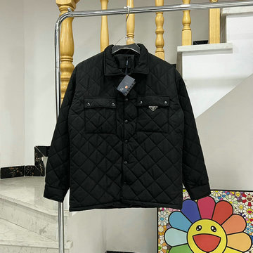 商品名称：プラダ PRADA MS-WTPD23006 2023年秋冬最新入荷 ロングスリーブ パファー ジャケット ボタン開閉式 ジャケット トップスコート 長袖 アウターコート 男女兼用