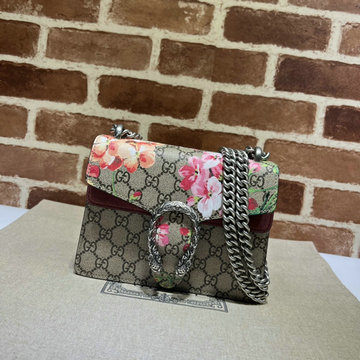商品名称：グッチ GUCCI 057-GG421970HJH 2023年最新入荷 ディオニュソス スモール フラップバッグ 斜め掛け ショルダーバッグ クロスボディバッグ レディースかばん