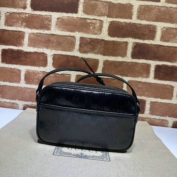 商品細詳を見る:グッチ GUCCI 057-GG760342BBK 2023年最新入荷 GG クリスタル ミニバッグ 斜め掛け ショルダーバッグ クロスボディバッグ スクエアバッグ