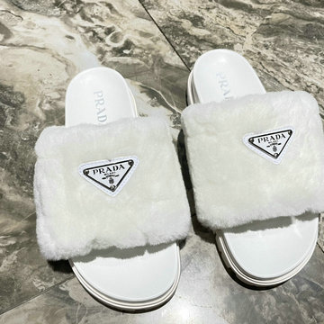 商品名称：プラダ PRADA 26-PDJ23027 2023年秋冬最新入荷 フラットミュール ウールサンダル 暖かい スリッパ 防寒 レディースシューズ