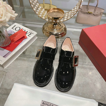 ロジェヴィヴィエ ROGER VIVIER 26-RVJ23006QY  2023年秋冬最新入荷 ウィメンズ ローファー フラットパンプス カジュアルシューズ レディースシューズ 靴