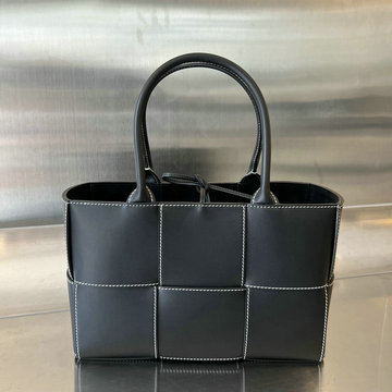 ボッテガヴェネタ BOTTEGAVENETA aj-BOV652867CBK 2023年最新入荷 スモール アルコ トートバッグ トップハンドルバッグ ハンドバッグ 肩掛け ショルダーバッグ