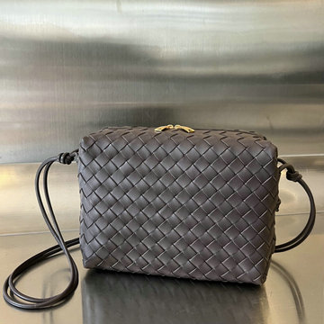 商品名称：ボッテガヴェネタ BOTTEGAVENETA aj-BOV680256SK  2023年最新入荷 ミディアム ループ カメラバッグ 斜め掛け ショルダーバッグ クロスボディバッグ