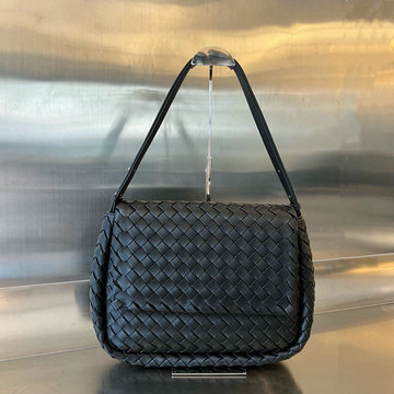 商品名称：ボッテガヴェネタ BOTTEGAVENETA aj-BOV765537QBK  2023年最新入荷 マキシ コブル メッセンジャーバッグ フラップバッグ ショルダーバッグ ウィメンズバッグ