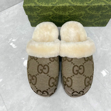 商品名称：グッチ GUCCI 26-GGJ23051D 2023年秋冬最新入荷 ウール サンダル フラットミュール 室内履き スライドサンダル スリッパ ふんわりとしたシアリング 暖かい
