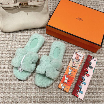 商品名称：エルメス HERMES 26-HEJ23010G  2023年秋冬最新入荷 テディ オラン スライドサンダル フラットミュール レディースシューズ ウールサンダル スリッパ 暖かい