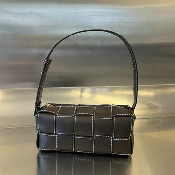 商品名称：ボッテガヴェネタ BOTTEGAVENETA aj-BOV729251CSK  2023年最新入荷 スモール ブリック カセット 斜め掛け ショルダーバッグ スクエアバッグ クロスボディバッグ