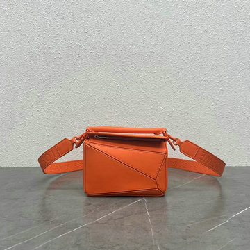 ロエベ LOEWE ZZ-LE522048CS　2023年最新入荷 パズル トートバッグ 斜め掛け ショルダーバッグ クロスボディバッグ レディースかばん クロスボディバッグ