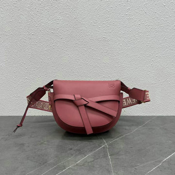 ロエベ LOEWE ZZ-LE65046QMH　2023年最新入荷 ゲート デュアルバッグ ミニ 斜め掛け ショルダーバッグ クロスボディバッグ チェストバッグ カーフレザー