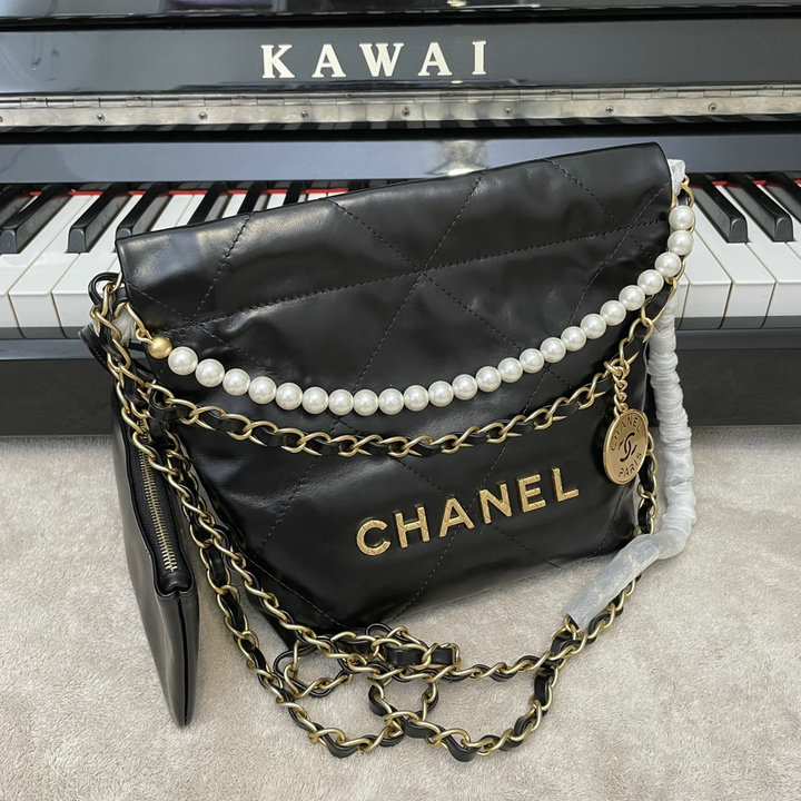 シャネル CHANEL CC-CH3989NJBK2022年最新入荷 スモール ホーボーバッグ 斜め掛け ショルダーバッグ クロスボディバッグ レディースかばん カーフレザー