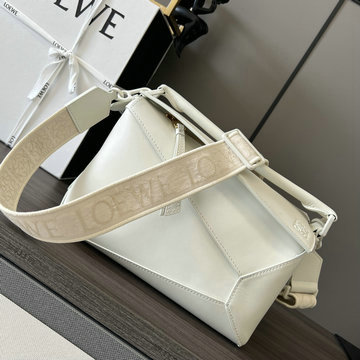 ロエベ LOEWE GH-LE052239BS　2023年最新入荷 パズル トートバッグ 斜め掛け ショルダーバッグ クロスボディバッグ レディースかばん クロスボディバッグ カーフレザー