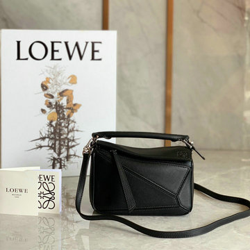 ロエベ LOEWE GH-LE522048NBK　2023年最新入荷 パズル ミニ トートバッグ 斜め掛け ショルダーバッグ クロスボディバッグ レディースかばん クロスボディバッグ カーフレザー