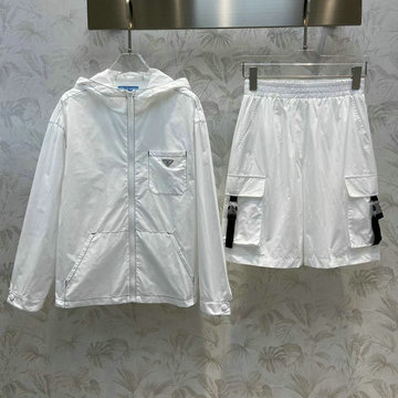 商品名称：プラダ PRADA MS-TZPD23001　2023年春夏最新入荷 セットアップ スーツ ロングスリーブ フート付きジャケット ショートパンツ パーカー スポーツパンツ