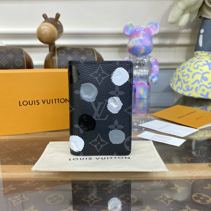 商品名称：ルイヴィトン LOUISVUITTON 057-M81928　2023年最新入荷 LVxYK オーガナイザー ドゥ ポッシュ パスポール パスポートケース カードケース モノグラム エクリプス