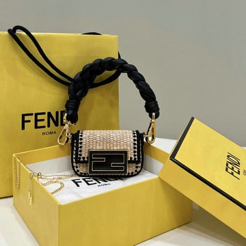 フェンディ FENDI 168-FD8567BBK 2023年最新入荷 ナノバゲットバッグ チェーンポーチ 斜め掛け ショルダーバッグ クロスボディバッグ スマートフォンケース