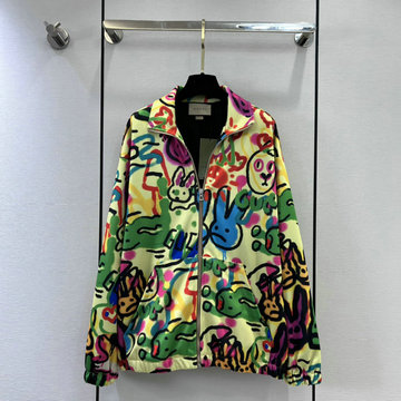 商品名称：グッチ GUCCI JS-WTGG23001　2023年春夏最新入荷 バニー プリント パデッド ナイロン ジャケット ジップクロージャー トップスコート アウターコート