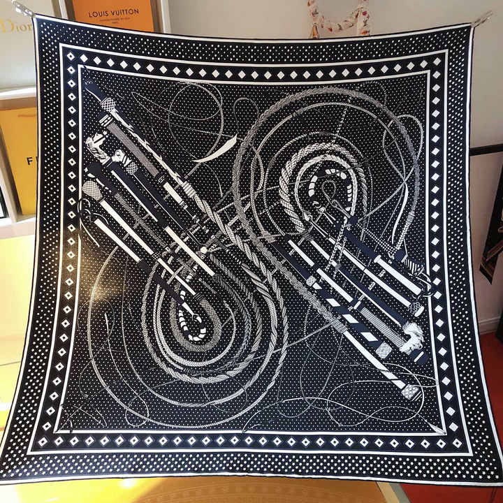 エルメス HERMES JS-WJHE23001　2023年春夏最新入荷 スクエアスカーフ マフラー ツイストシルク