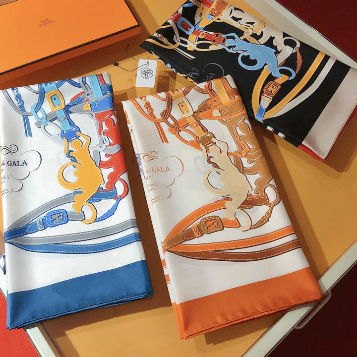 エルメス HERMES JS-WJHE23004　2023年春夏最新入荷 スクエアスカーフ マフラー ツイストシルク