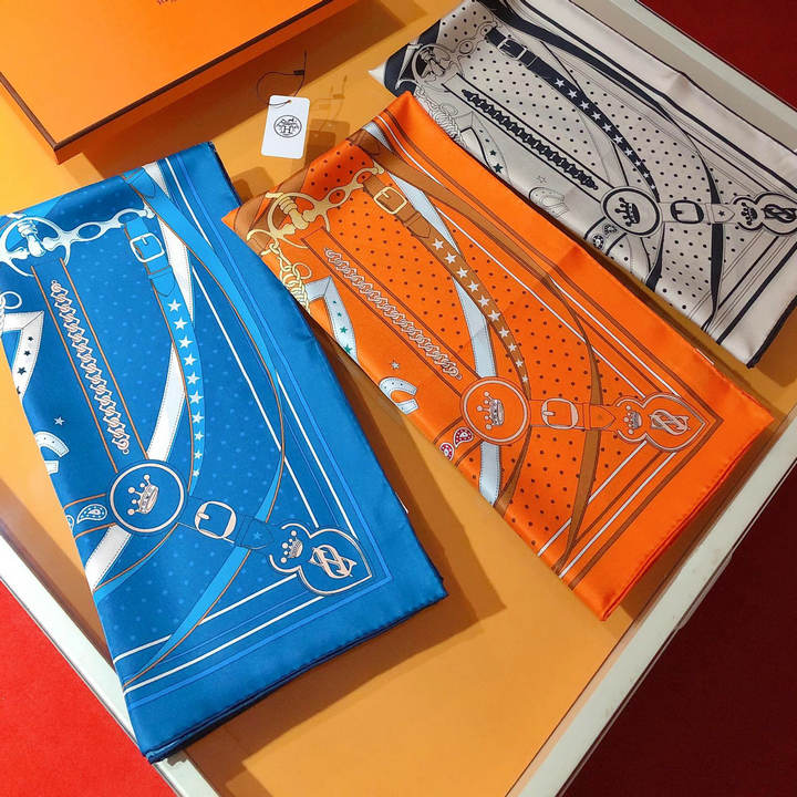 エルメス HERMES JS-WJHE23003　2023年春夏最新入荷 スクエアスカーフ マフラー ツイストシルク