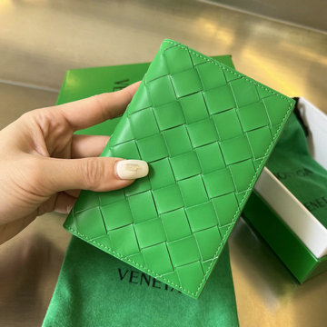 商品名称：ボッテガヴェネタaj-BOV607482GL  BOTTEGAVENETA 2023年最新入荷 パスポートケース 二つ折り短財布 カード入れ レザー