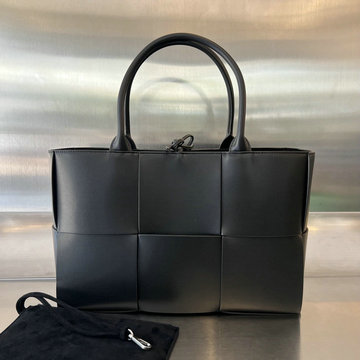 商品名称：ボッテガヴェネタ aj-BOV609175QBK BOTTEGAVENETA 2023年最新入荷 ミディアム アルコ トートバッグ トップハンドルバッグ ハンドバッグ 肩掛け ショルダーバッグ