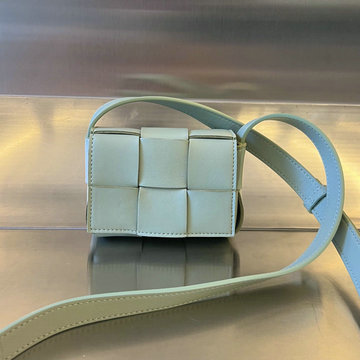 商品名称：ボッテガヴェネタaj-BOV666688QL  BOTTEGAVENETA 2023年最新入荷 キャンディー カセット フラップバッグ ミニバッグ 斜め掛け ショルダーバッグ クロスボディバッグ