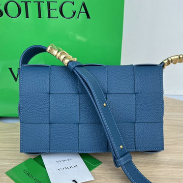 商品名称：ボッテガヴェネタ aj-BOV666870LS BOTTEGAVENETA 2023年最新入荷 カセット フラップバッグ ミニバッグ 斜め掛け ショルダーバッグ クロスボディバッグ