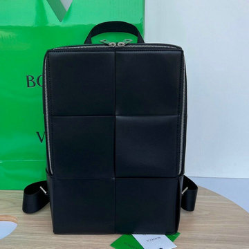 ボッテガヴェネタ aj-BOV680092BK  BOTTEGAVENETA 2023年最新入荷 アルコ バックパック スクエアバッグ トートバッグ リュックサック リュック ディパックバッグ