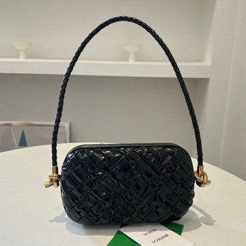 商品名称：ボッテガヴェネタ BOTTEGAVENETA aj-BOV717623ZBK  2023年最新入荷 ノット クラッチバッグ 手持ちかばん イブニングバッグ ストラップが付き