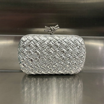 商品名称：ボッテガヴェネタ BOTTEGAVENETA aj-BOV717622MYS  2023年最新入荷 ノット ミノディエール 手持ちかばん クラッチバッグ イブニングバッグ