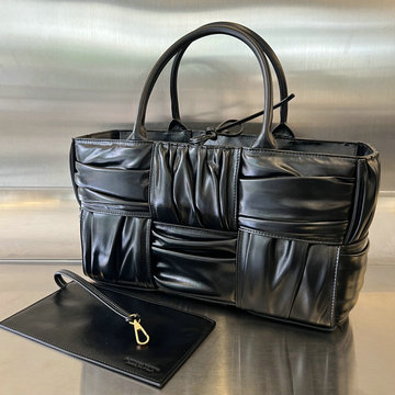 商品名称：ボッテガヴェネタ BOTTEGAVENETA aj-BOV729043ZBK  2023年最新入荷 スモール アルコ トートバッグ ハンドバッグ 2way 斜め掛け ショルダーバッグ