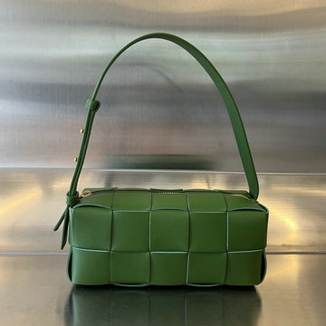 商品名称：ボッテガヴェネタ BOTTEGAVENETA aj-BOV729166GL  2023年最新入荷 スモール ブリック カセット フラップバッグ スクエアバッグ 斜め掛け ショルダーバッグ
