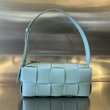 商品名称：ボッテガヴェネタ BOTTEGAVENETA aj-BOV729166TL  2023年最新入荷 スモール ブリック カセット フラップバッグ スクエアバッグ 斜め掛け ショルダーバッグ