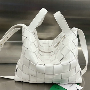 商品名称：ボッテガヴェネタ BOTTEGAVENETA aj-BOV730327BS  2023年最新入荷 ボウリング カセット トートバッグ ハンドバッグ 2way 斜め掛け ショルダーバッグ
