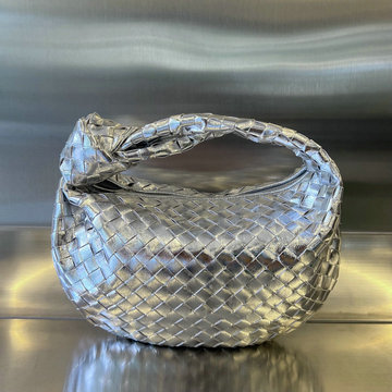 商品名称：ボッテガヴェネタ BOTTEGAVENETA aj-BOV690225QYYS  2023年最新入荷 ティーン ジョディ ホーボーバッグ ハンドバッグ トートバッグ ラウンド型 ショルダーバッグ