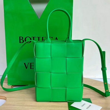 ボッテガヴェネタ BOTTEGAVENETA aj-BOV709341GL  2023年最新入荷 ミニ カセット トートバッグ 2way 斜め掛け ショルダーバッグ クロスボディバッグ