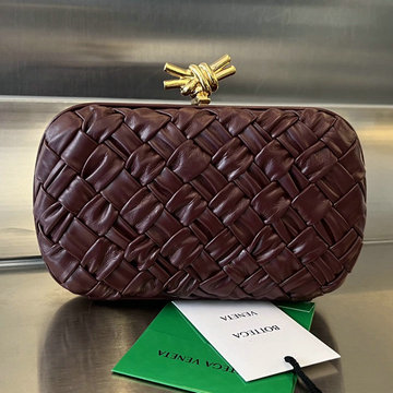 ボッテガヴェネタ BOTTEGAVENETA aj-BOV717622MJR  2023年最新入荷 ノット ミノディエール 手持ちかばん クラッチバッグ イブニングバッグ