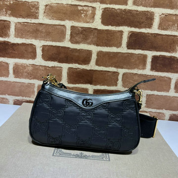 商品名称：グッチ GUCCI 057-GG735049BBK2023年最新入荷 GGマトラッセ レザー ハンドバッグ チェーンポーチ 肩掛け ショルダーバッグ クロスボディバッグ ナイロン