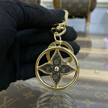 商品名称：ルイヴィトン LOUISVUITTON 057-M008162023年最新入荷 ポルト クレ LV トレジャード キーホルダー キーリング キーケース LV イニシャル バッグチャーム