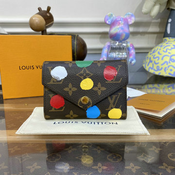 ルイヴィトン LOUISVUITTON 057-M81865 2023年最新入荷 LV x YK ポルトフォイユ ヴィクトリーヌ 三つ折り短財布 ショートウォレット 小銭入れ付き モノグラムキャンパス