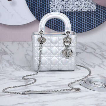 商品名称：クリスチャンディオール CHRISTIAN DIOR 99-CD0505YS 2023年最新入荷 レディ ディオール ミニバッグ トートバッグ 2way 斜め掛け ショルダーバッグ クロスボディ