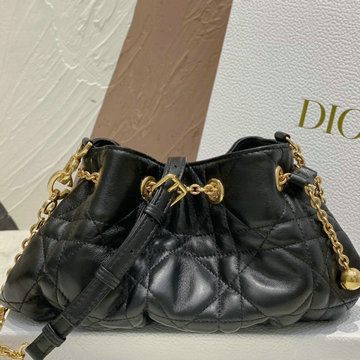 商品名称：クリスチャンディオール CHRISTIAN DIOR 99-CD2340BK2023年最新入荷 アミ バゲットバッグ 斜め掛け ショルダーバッグ クロスボディバッグ レディースかばん